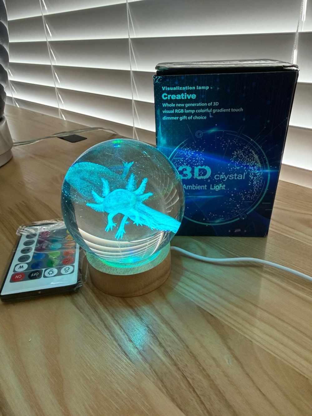 🆕3D Crystal Ambient Light Lamp with RGB Remote - axolotl